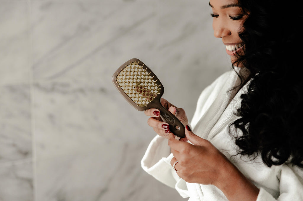 TressGlide™ Detangling Brush