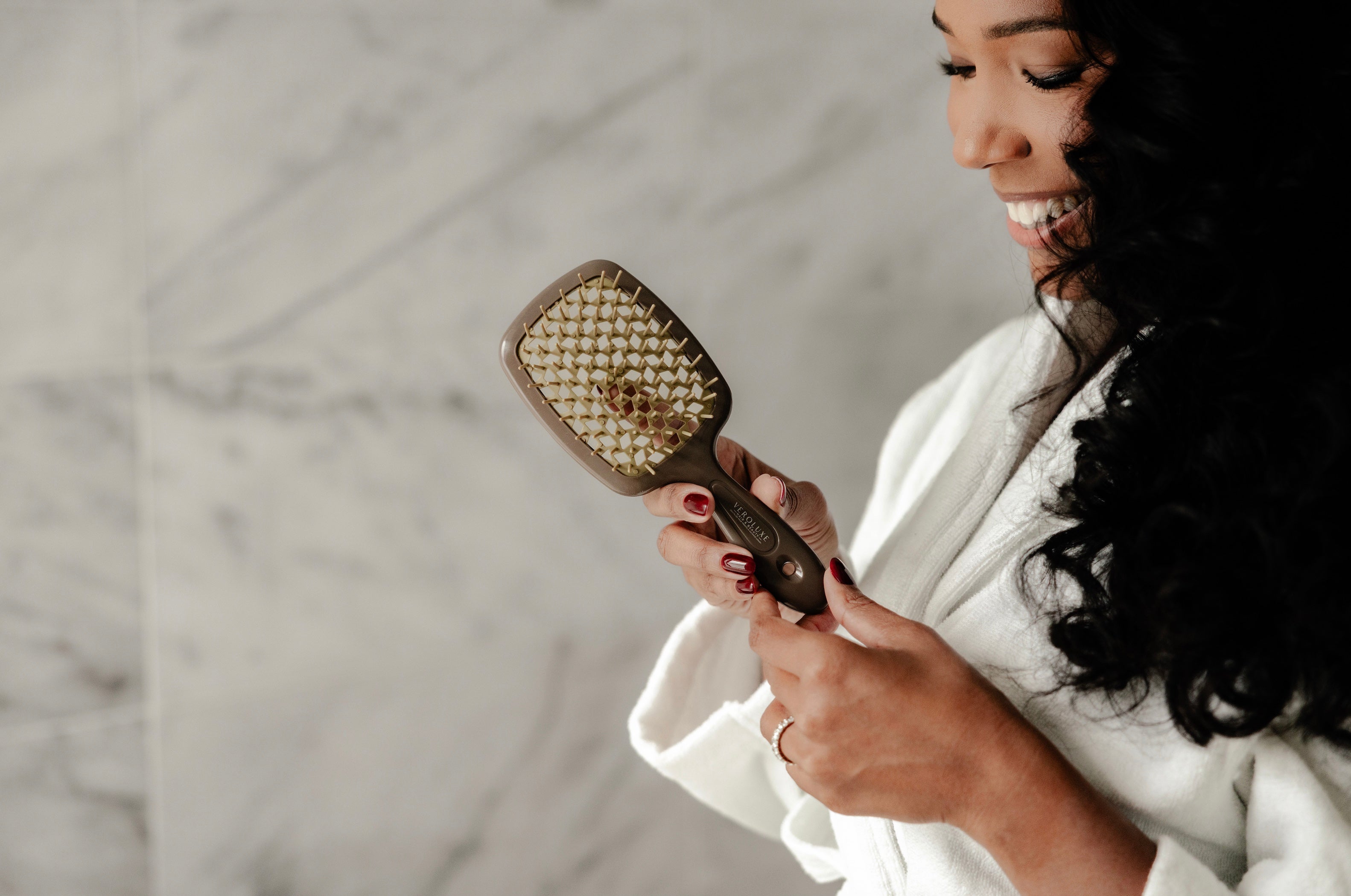 TressGlide™ Detangling Brush